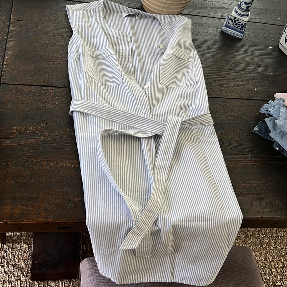 Vineyard vines dress